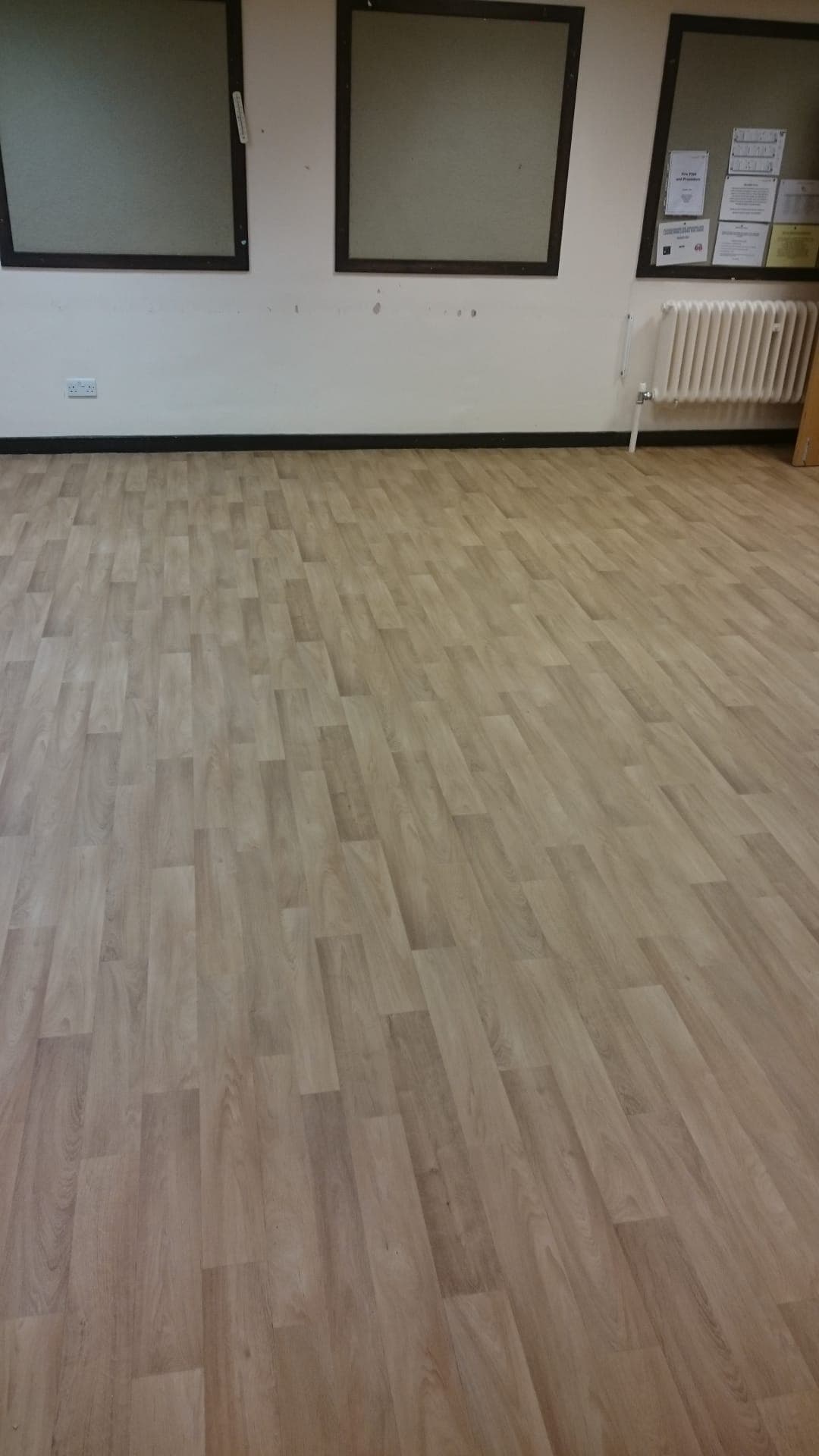 Welded sheet vinyl wet-room finish in Northampton clinical zone